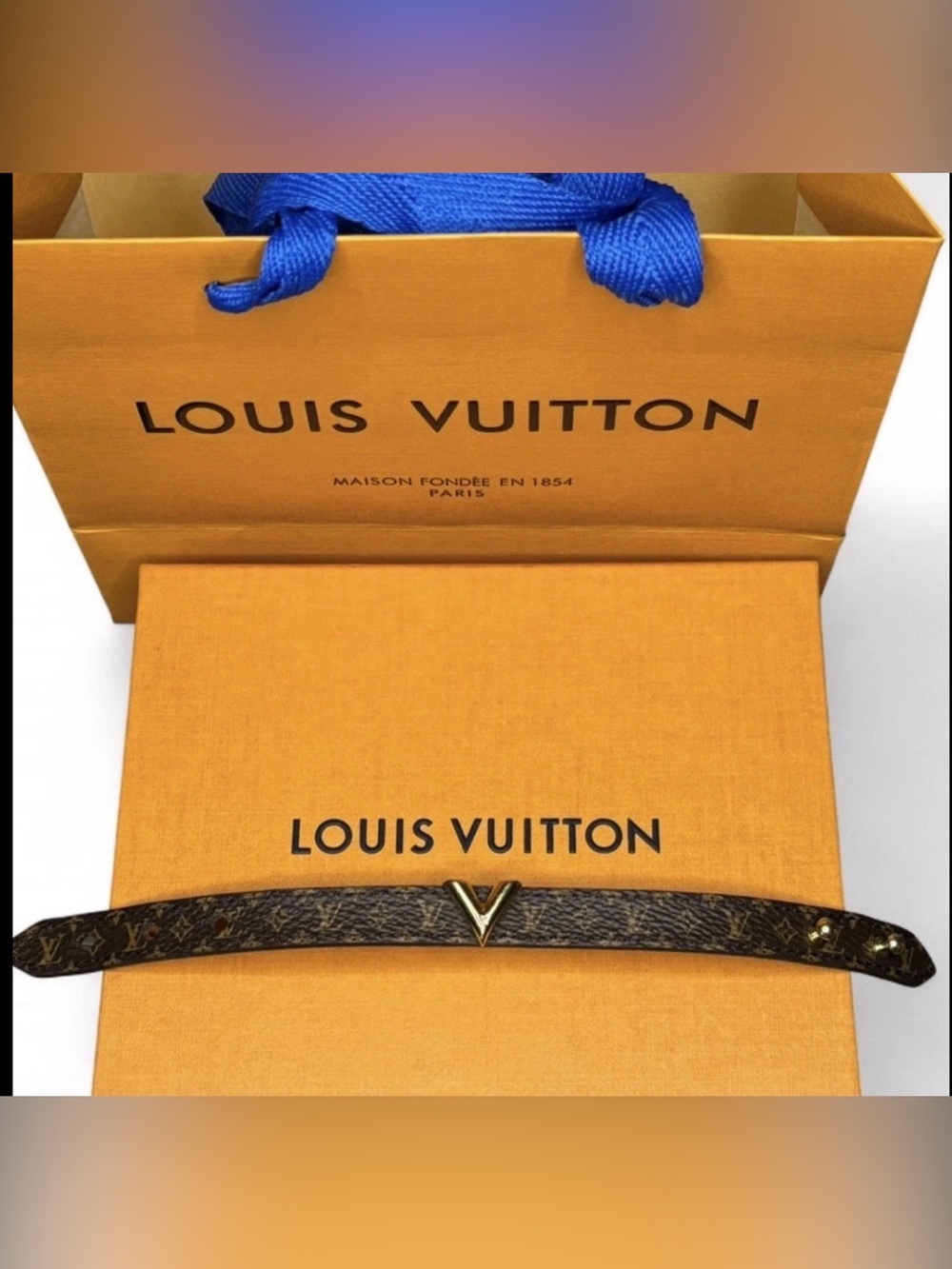 Louis Vuitton Essential V Bracelet Monogram Canvas Size 17 Gold HW w/ Box & Bag